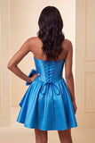 A-lijn mintgroen satijn strapless veter op de achterkant parel korset homecoming jurk met strik