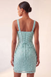 Hemelsblauwe bodycon vierkante hals pailletten met gerimpelde kant achter homecoming jurk met split
