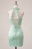 Halter korset Bodycon Mint Green gerimpelde korte homecomingjurk met split