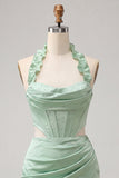 Halter korset Bodycon Mint Green gerimpelde korte homecomingjurk met split