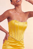 Strapless bodycon Lake Blue kralenbezette korte homecomingjurk met ruches