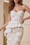 Sweetheart abrikoos bodycon geruffelde midi formele jurk met split