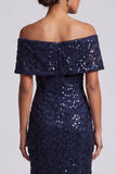 Glinsterende zeemeermin marineblauw off-the-shoulder midi moeder van de bruid jurk met pailletten