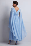 Hemelsblauwe A-lijn chiffon V-hals midi Mother Of the Bride jurk met cape mouwen