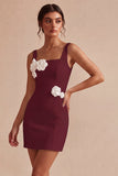 Vierkante hals bodycon kleine witte jurk met 3D-bloemen