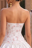 Witte roze bloemenkorset Sweetheart Gelaagde Ruffle Homecoming Jurk
