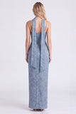 Stoffige blauwe Jacquard Maxi bruidsmeisjesjurk met lange hals sjaal