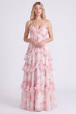 A-lijn roze bloemen chiffon gelaagde spaghettibandjes lange bruidsmeisjesjurk met ruches