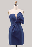 Blauwe satijnen strapless gerimpelde strakke homecomingjurk met strik