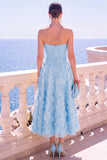 Strapless blauwe A-lijn midi bloemenjurk met applicaties