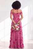 Off-the-shoulder fuchsia bloemenfluweel A-lijn lange bruidsmeisjesjurk