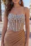 Khaki Bodycon gerimpelde spaghettibandjes veters op de achterkant homecoming jurk met kralen
