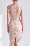 Blauwe bloemen bodycon ronde hals met midi jurk van de moeder van de bruid met split