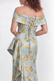 Off-the-shoulder zeemeermin zwarte bloemen met ruches lange moeder van de bruid jurk met split