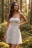 Strapless A-lijn bloemenjurk in Little White
