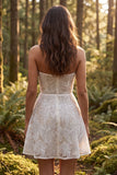 Strapless A-lijn bloemenjurk in Little White