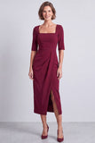 Marineblauwe vierkante hals gerimpelde bodycon halve mouwen midi werkjurk met split