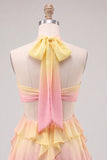 Geel en roze A-lijn chiffon geruffelde halter hals Homecoming jurk met 3D bloem