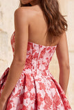 Rode A-lijn strapless korset Jacquard bloemen Homecoming jurk met strik