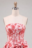 Rode A-lijn strapless korset Jacquard bloemen Homecoming jurk met strik