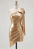 Rode eenschouder metallic gerimpelde asymmetrische korte homecomingjurk met strik