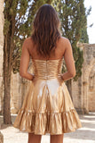 Strapless metallic goud gerimpelde A-lijn korte homecomingjurk met ruches
