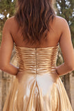 Strapless metallic goud gerimpelde A-lijn korte homecomingjurk met ruches
