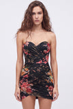 Zwarte Sweetheart gerimpelde Floral Bodycon Korte Homecoming-jurk met kant op de rug