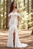 Off-the-shoulder ivoorkant zeemeermin lange trouwjurk met ruchesplit
