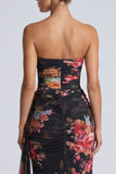 Zwarte strapless zeemeermin, gerimpelde, bloemenlange formele jurk met sjerp