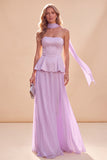 Lichtpaarse strapless A-lijn chiffon maxijurk met ruches en kralen
