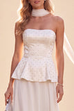 Lichtpaarse strapless A-lijn chiffon maxijurk met ruches en kralen