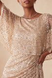 Glinsterende roze bodycon ronde hals pailletten gerimpeld korte homecoming jurk met sjerp