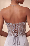Grijze strapless bloemen doorschijnende korset gerimpeld satijnen homecoming jurk met kant op de rug