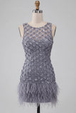 Stoffige lavendelkleurige ronde hals bodycon korte bloemen homecoming jurk met veer