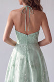 Groene halter bloemen A-lijn organza lange formele jurk