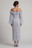 Off-the-shoulder stoffige blauwe bodycon met bloemenkralen lange moeder van de bruid jurk met ruches