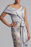 Zilveren bodycon pailletten met bloemen die één schouder lang zijn Mother of the Bride jurk met split