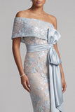 Stoffige blauwe bodycon pailletten met bloemen lange moeder van de bruid jurk met strik
