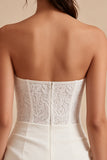 Strapless witte bodycon mini bruidsdouchejurk met kant