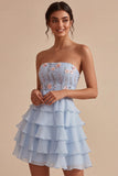 Blauwe strapless A-lijn gelaagde bloemen homecoming jurk met ruches