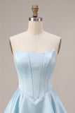 Strapless blauwe Baskische taille A-lijn gelaagde korsetten satijnen homecomingjurk