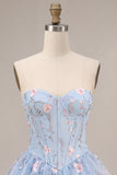 Blauwe A-lijn strapless korsetjurk met bloemen en ruches en baskische taille homecoming jurk