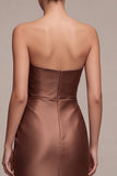 Koffie strapless gerimpelde satijnen lange formele jurk met split