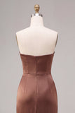 Koffie strapless gerimpelde satijnen lange formele jurk met split