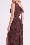 Espresso Eénschouder Bloemen Gerimpelde Corset Lange Bruidsmeisjesjurk met split