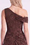 Espresso Eénschouder Bloemen Gerimpelde Corset Lange Bruidsmeisjesjurk met split