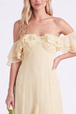 Off-the-shoulder narcissen Chiffon met gerimpelde lange bruidsmeisjesjurk