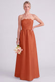 Roze strapless A-lijn lange bruidsmeisjesjurk