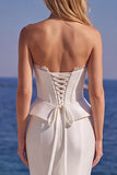 Witte strapless korset, satijn lange zeemeermin trouwjurk
